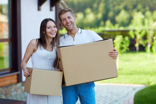 Secure storage space for furniture and boxes in Hook