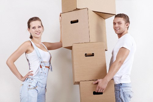Local flat removals team working in Hook